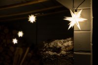 Novaliv Weihnachtsstern 3D LED Gelb 18 Zack 25 cm