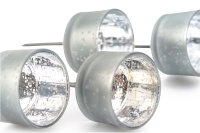 Novaliv 4X Teelicht-Gläser mit 30 Teelichtern | Grau | Ø 5cm x 8,5cm | Mit Metall-Pick | zur Gestaltung von Gesteck und Kränzen | Adventskranz-Kerzenhalter | Kerzenhalter mit Spieß Teelichthalter