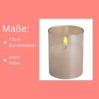 Kleine LED Stumpenkerze mit Timer im Glas Gold 7,5cm Ø 10cm Höhe 2 AA Batterien nötig LED Echtwachskerze mit Flackereffekt flammenlose Stumpenkerze LED Kerze Kerzenlicht warmweiß Wachs Weiß